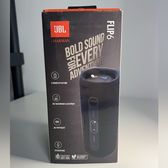 JBL Flip 6 - In Box - Picture 2 of 2